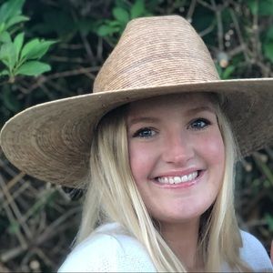 Meet your Posher, Kiley